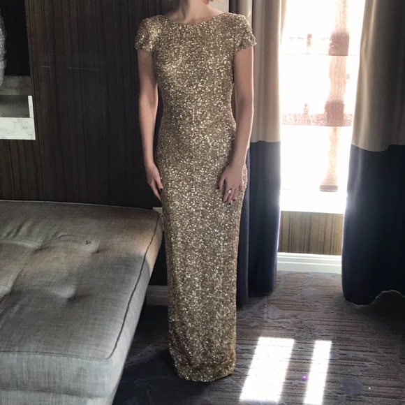 Dress The Population Teresa Body-Con Gown - Picture 8 of 8